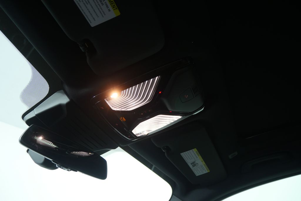 Thumbnail: 2026 BMW X5 - 19