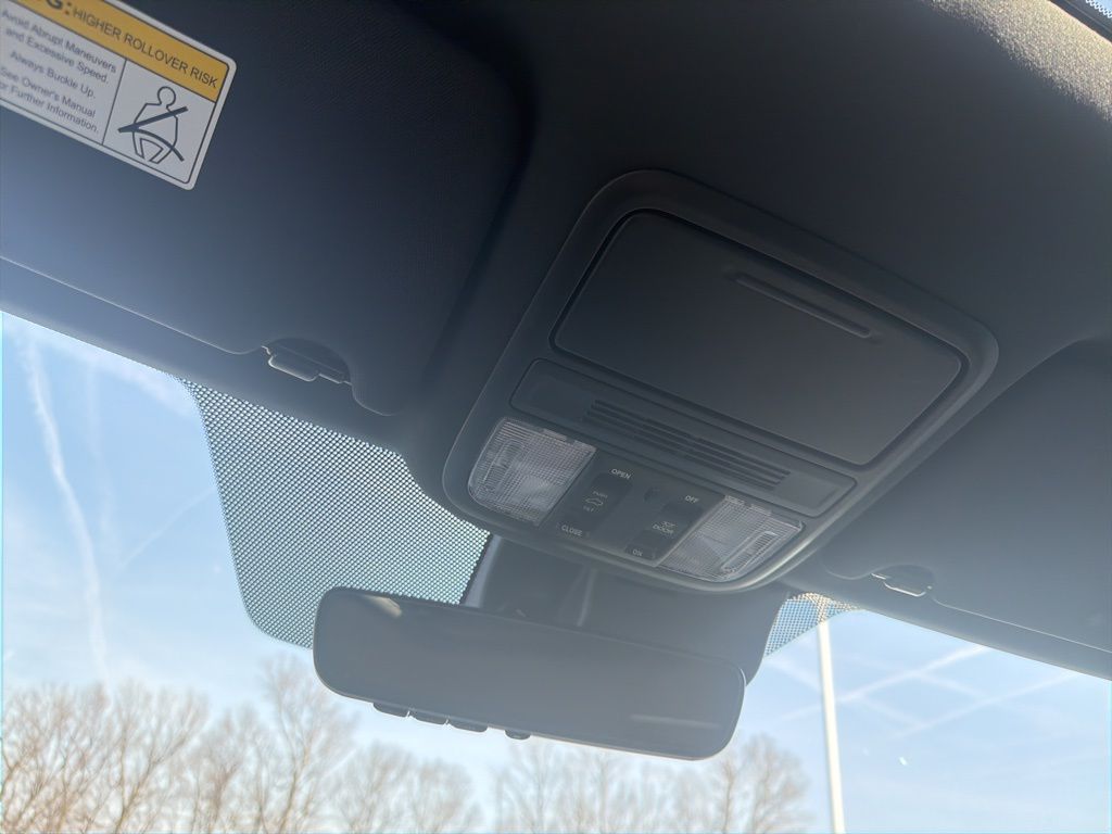 Thumbnail: 2023 Honda Passport - 14