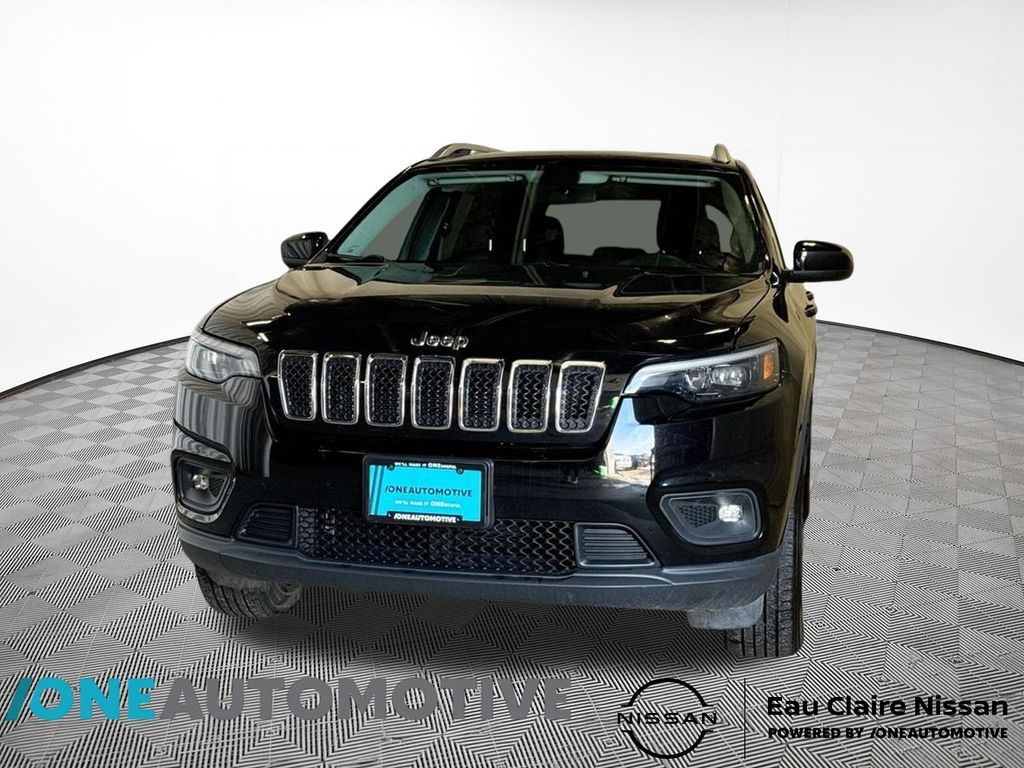 Diamond Black Crystal Pearlcoat 2019 Jeep Cherokee Latitude 4WD SUV / Crossover Four-Wheel Drive 9-Speed Automatic