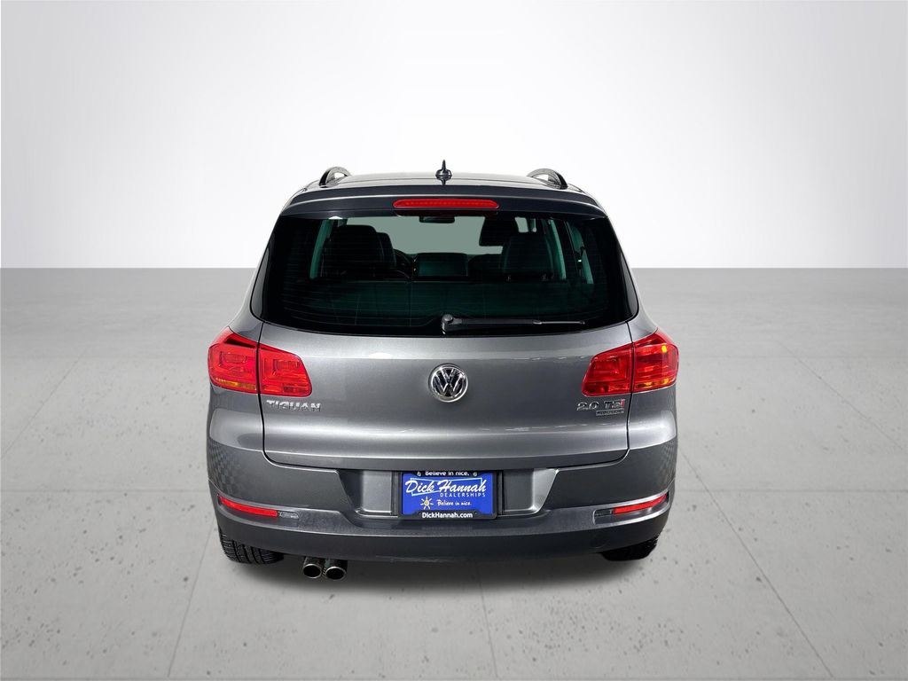 2015 Volkswagen Tiguan SE