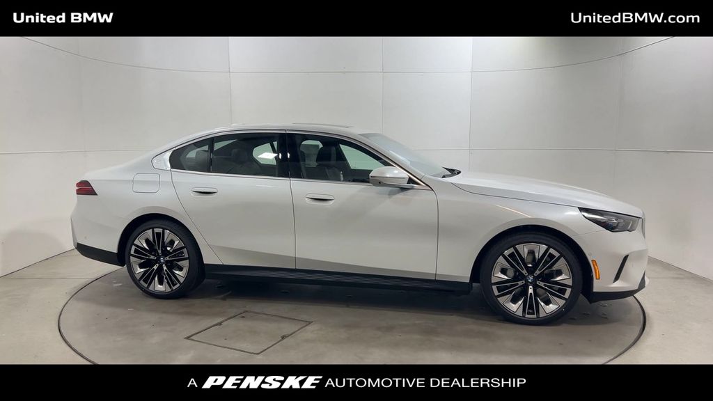 2026 BMW 5 Series 530i 2