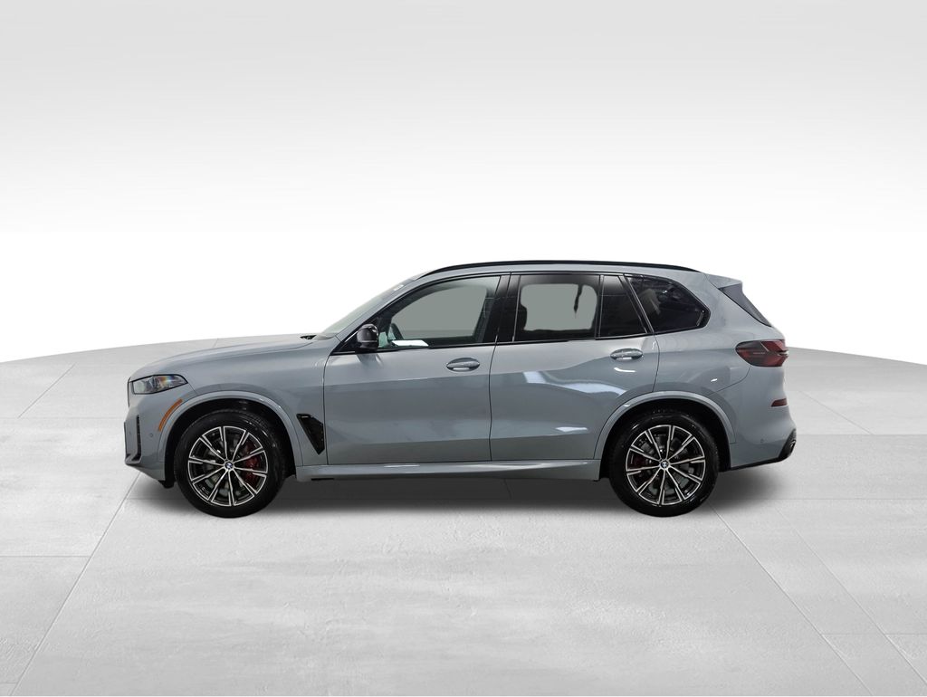 2025 BMW X5 M60i 2