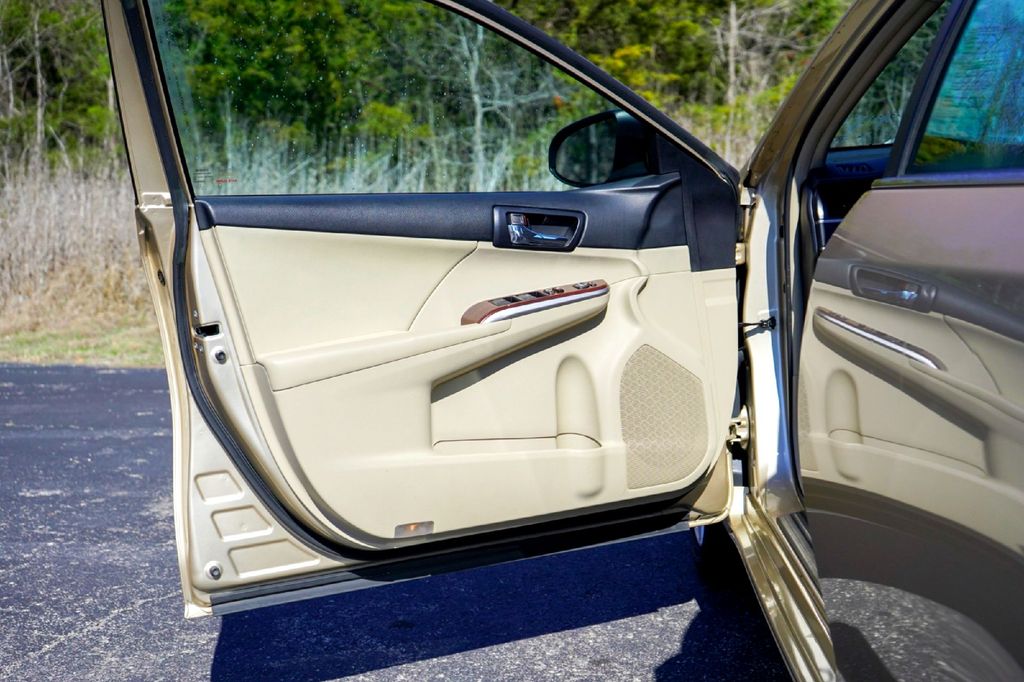 Used Car 2012 Toyota Camry  Xle For Sale Under $12,000 In Taylor, Texas