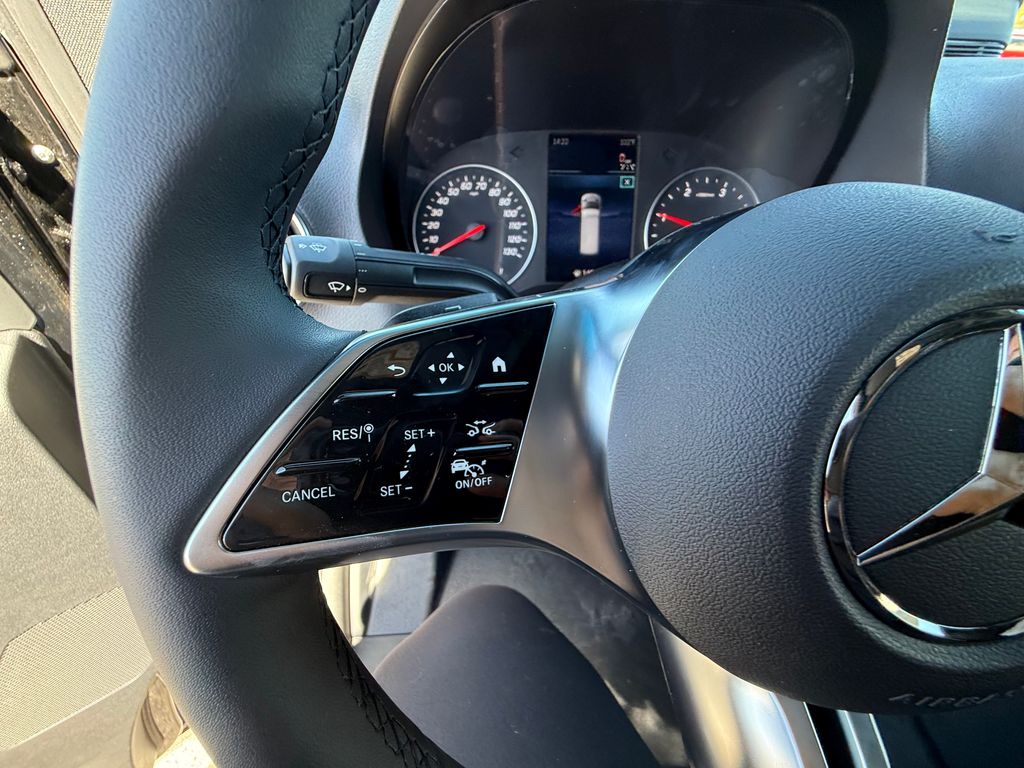 Thumbnail: 2026 Mercedes-Benz Sprinter - 12