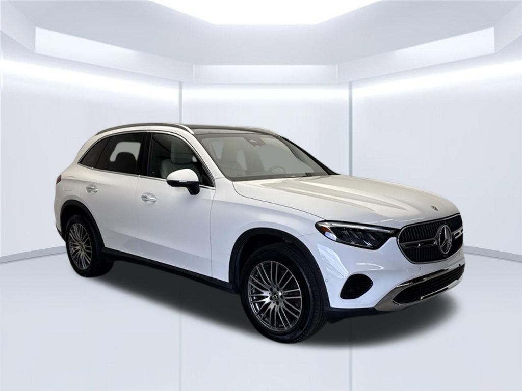 Thumbnail: 2024 Mercedes-Benz GLC - 7