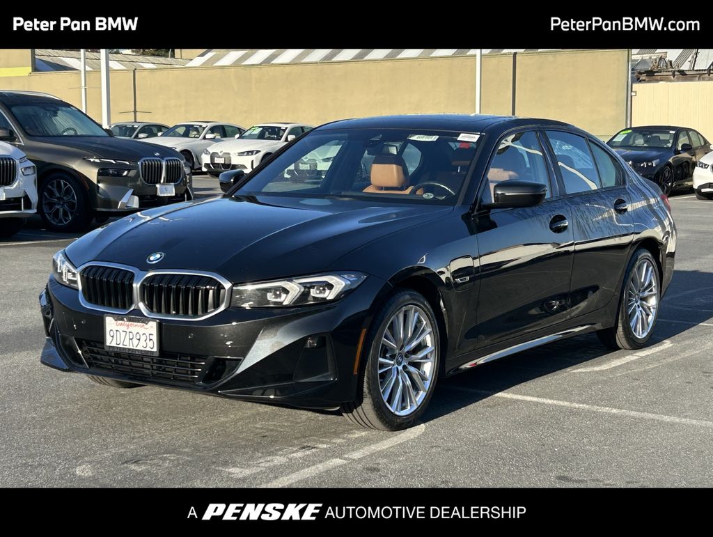 Thumbnail: 2023 BMW 3 Series - 1