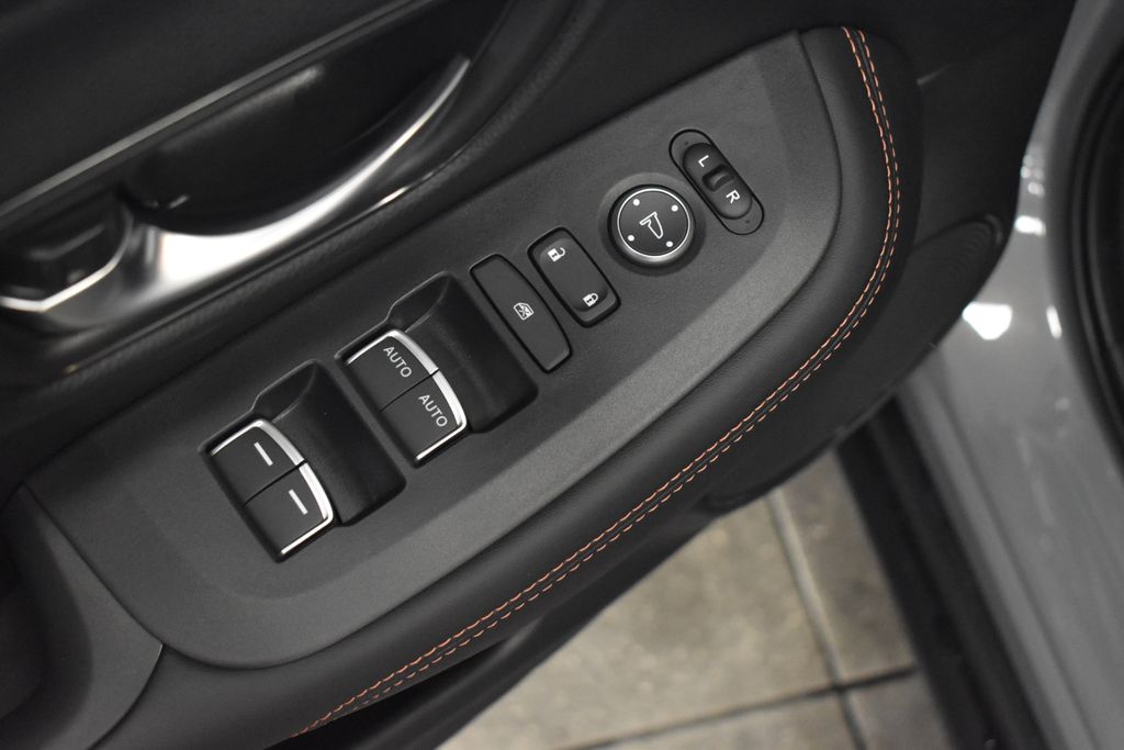 Thumbnail: 2026 Honda HR-V - 9