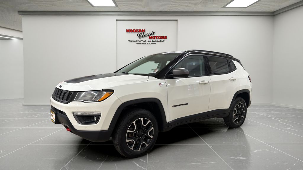 White Clearcoat 2020 Jeep Compass SUV / Crossover Four-Wheel Drive 9-Speed Automatic