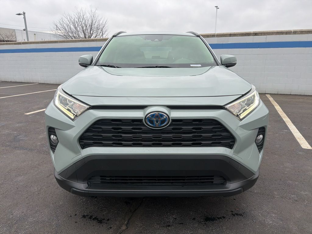Thumbnail: 2019 Toyota RAV4 - 8