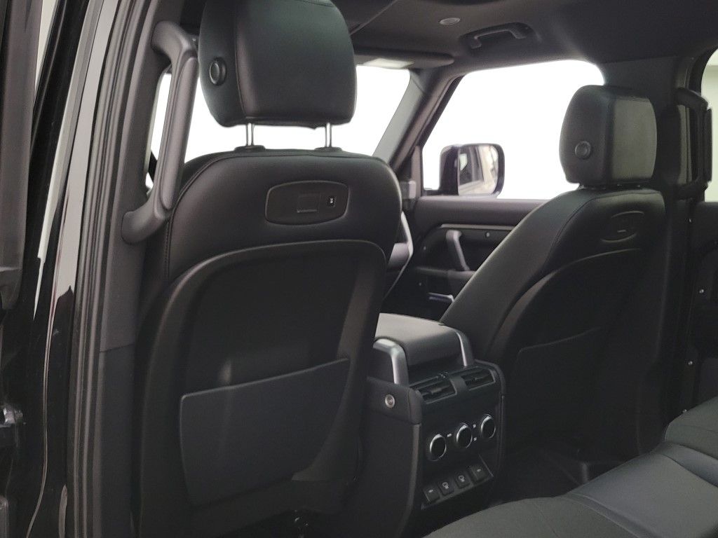 Thumbnail: 2021 Land Rover Defender - 24