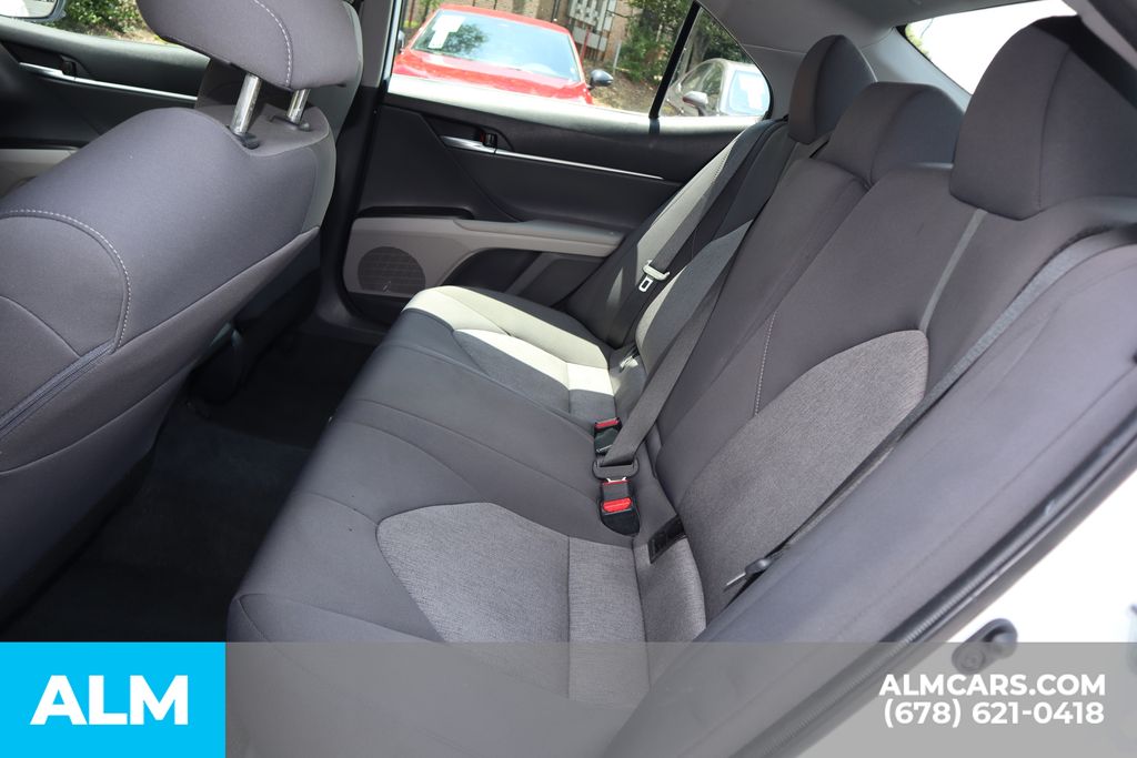 2023 Toyota Camry LE photo 16