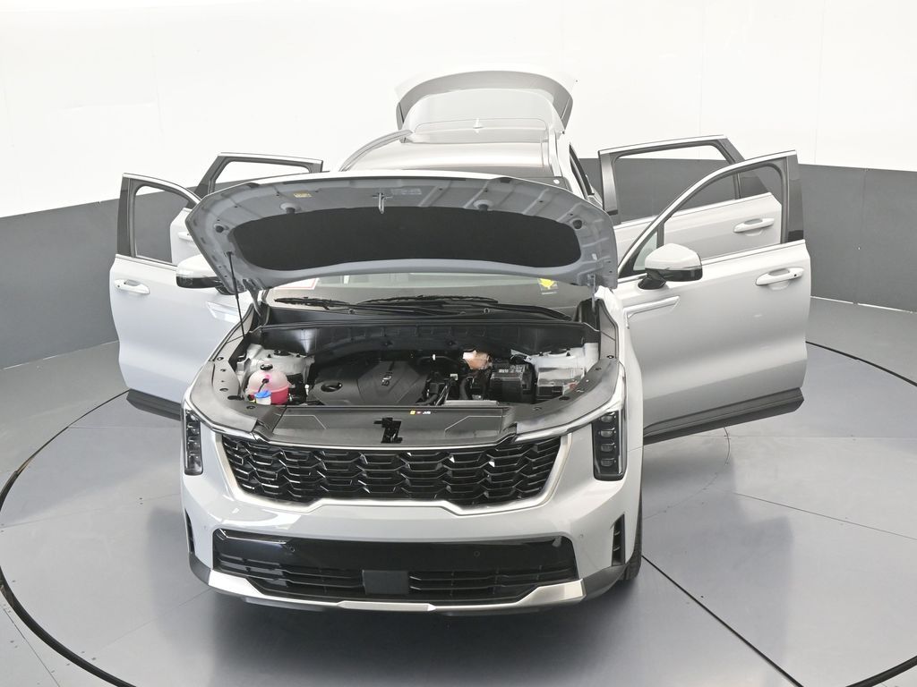 Used 2025 Wolf Gray Kia S image 76