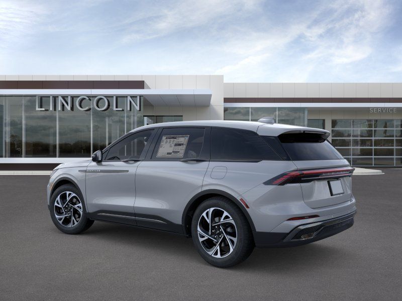 Thumbnail: 2026 Lincoln Nautilus - 4