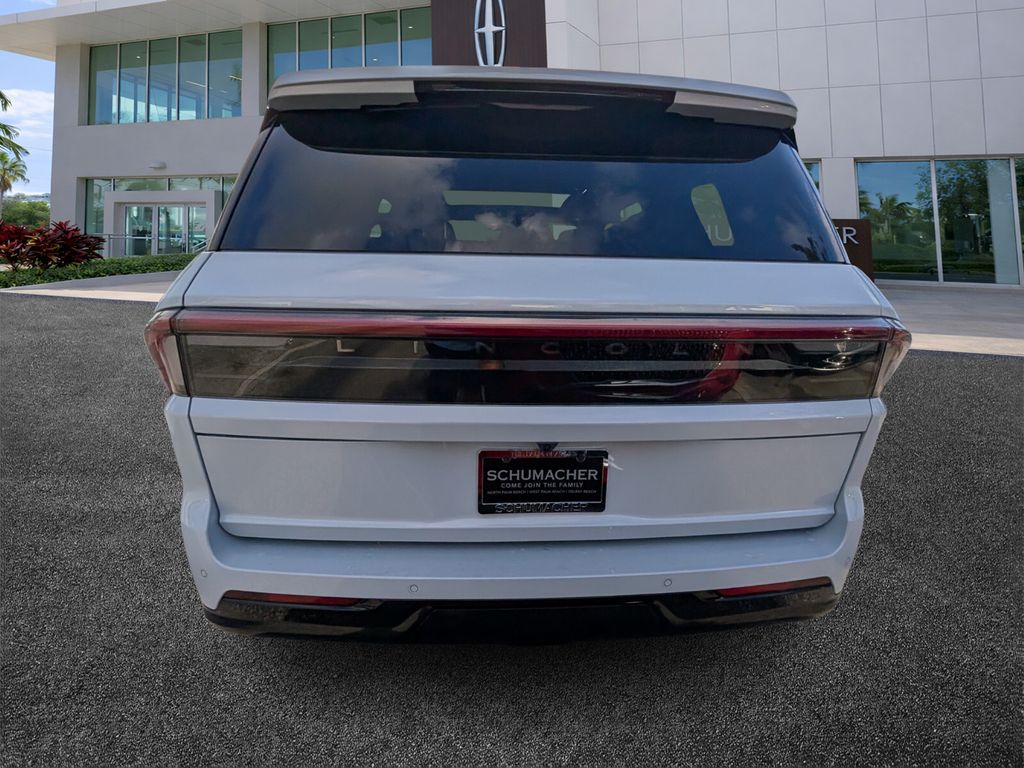 new 2026 Lincoln Navigator car, priced at $123,415