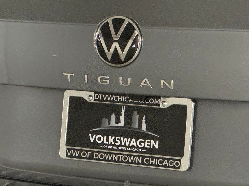 2024 Volkswagen Tiguan 2.0T SE 33