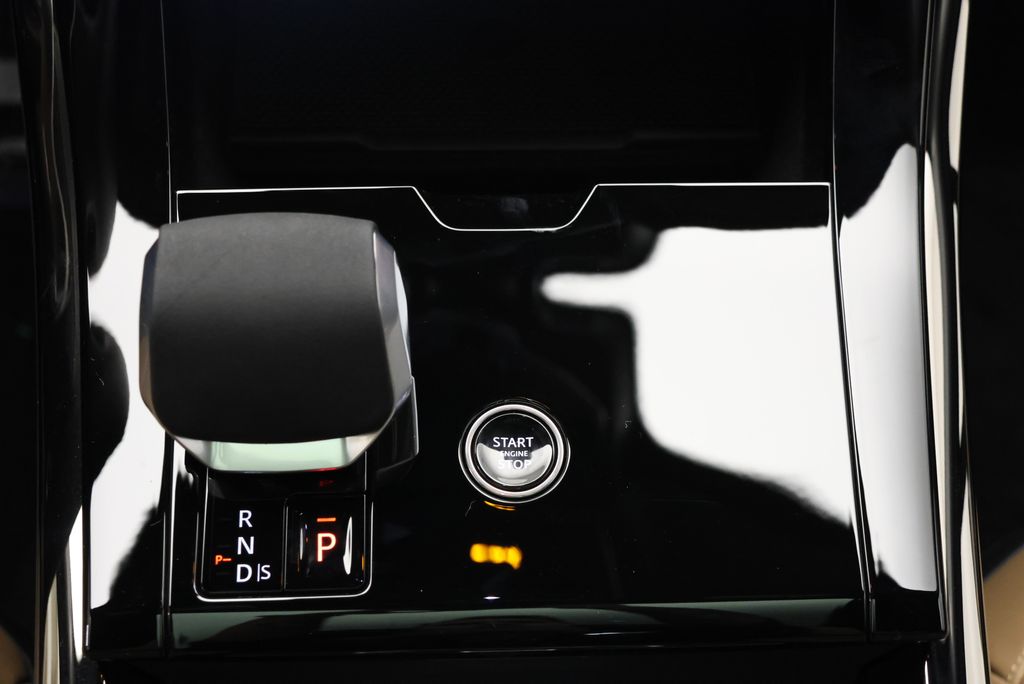 Thumbnail: 2026 Land Rover Range Rover Sport - 23