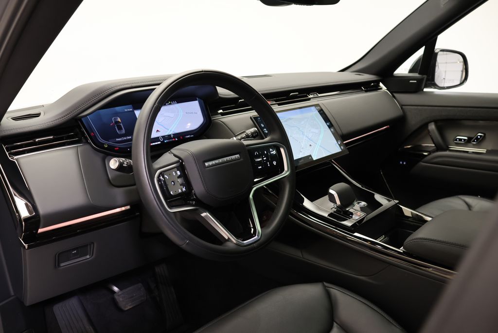 Thumbnail: 2025 Land Rover Range Rover Sport - 29