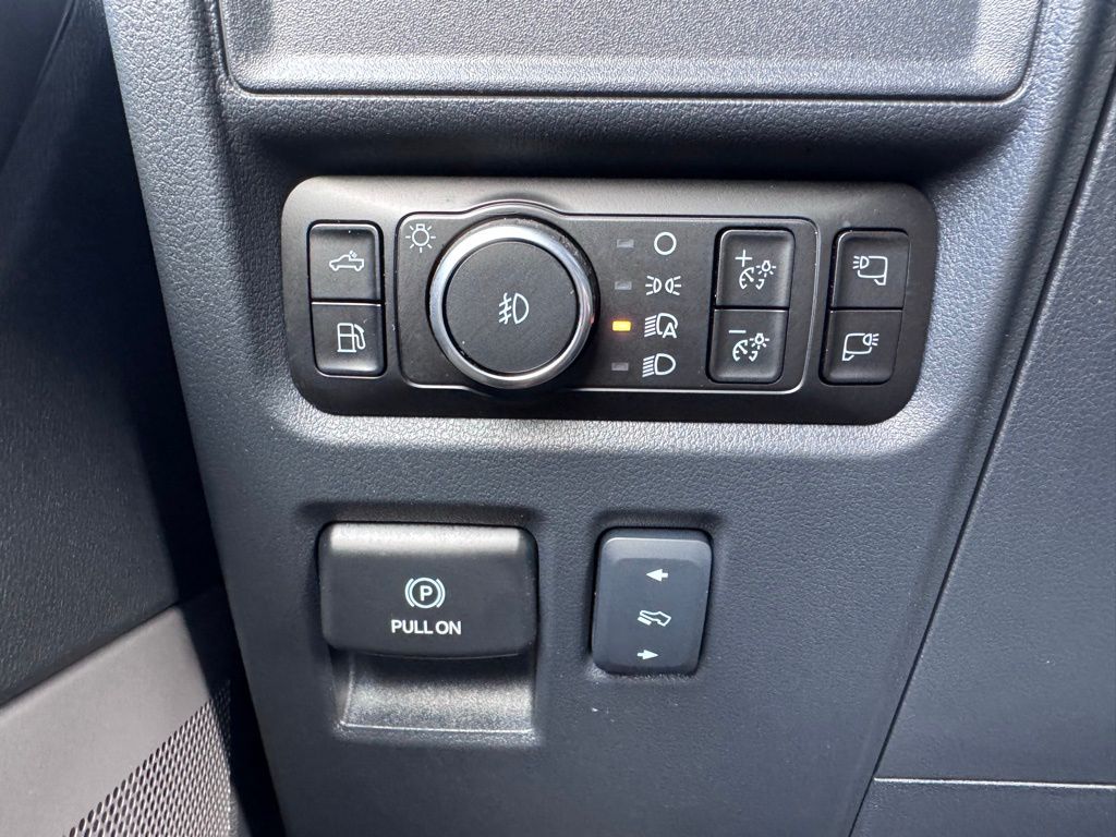 FordF-15039