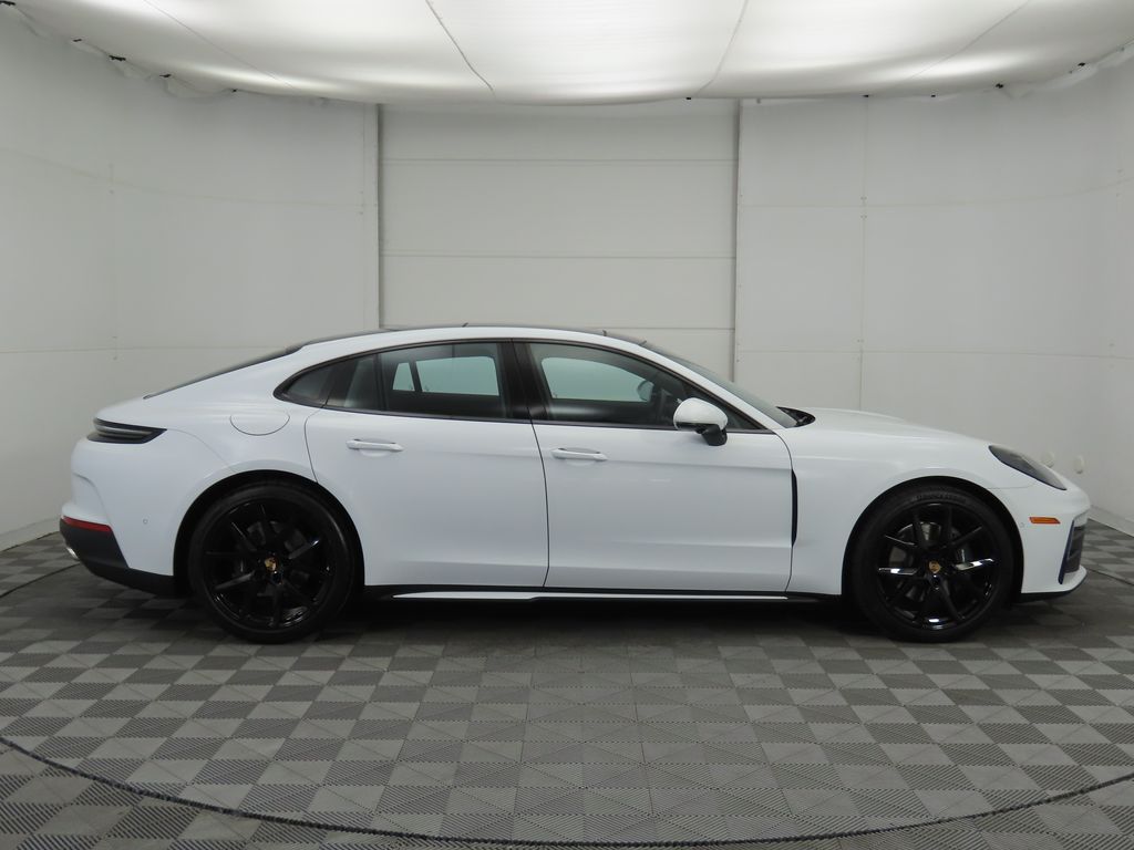 Thumbnail: 2025 Porsche Panamera - 8