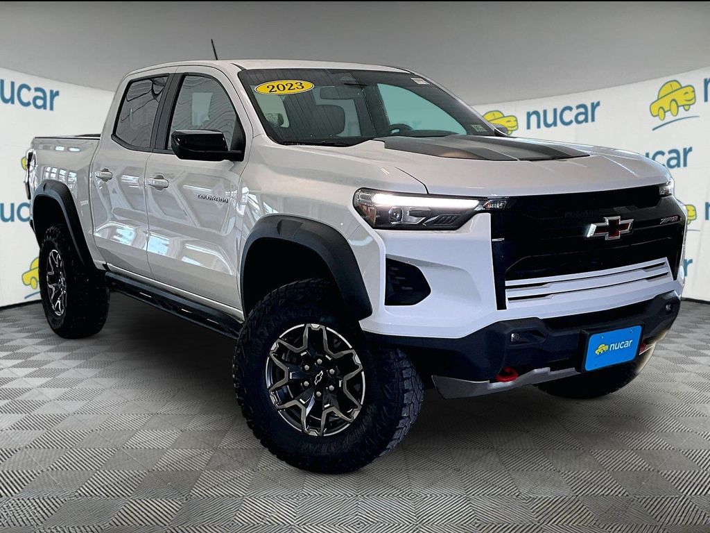 2023 Chevrolet Colorado — photo 1
