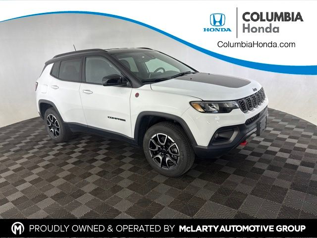 Bright White Clearcoat 2025 Jeep Compass SUV / Crossover Four-Wheel Drive 8-Speed Automatic