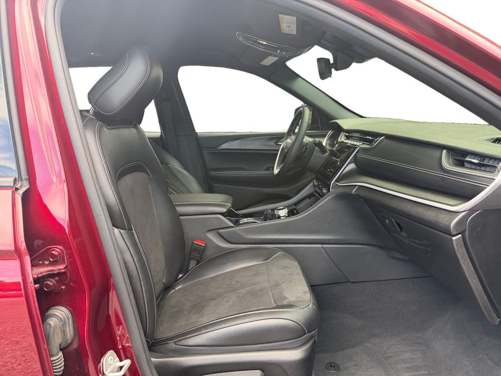 2023 Velvet Red Pearlcoat Jeep Grand Cherokee Altitude X 4X4 SUV