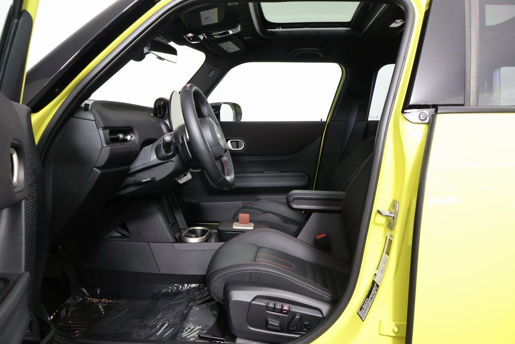 Thumbnail: 2026 MINI Cooper - 10