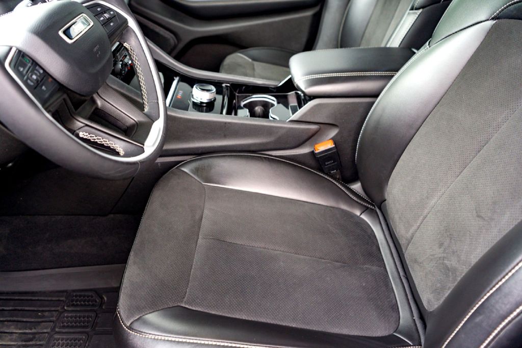 Used Car 2023 Jeep Grand Cherokee L  Altitude For Sale Under $30,000 In Taylor, Texas