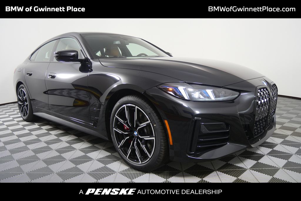 Thumbnail: 2026 BMW 4 Series - 1