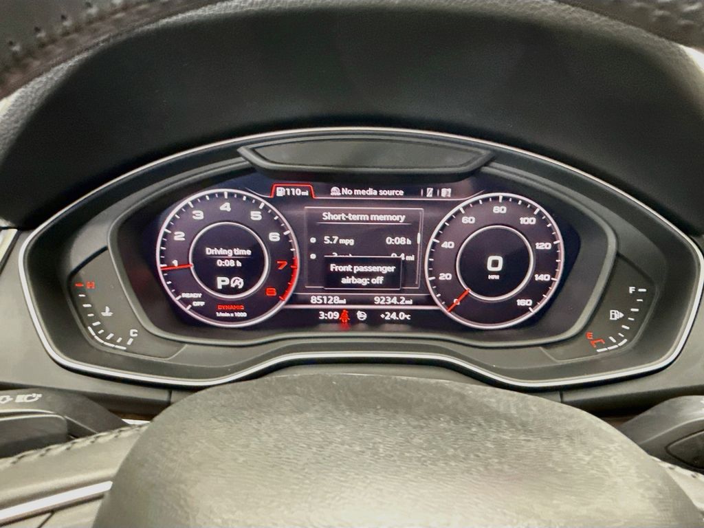 Thumbnail: 2018 Audi Q5 - 32