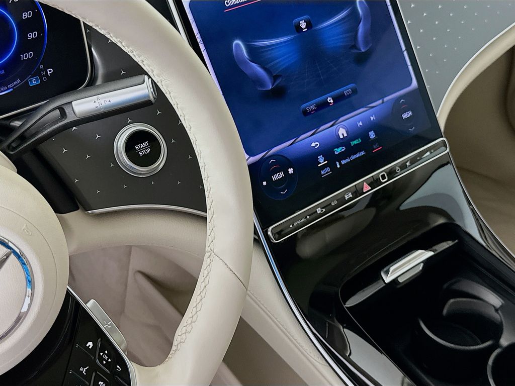 Thumbnail: 2022 Mercedes-Benz EQS - 17