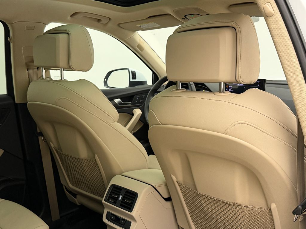 Thumbnail: 2024 Audi Q5 - 17