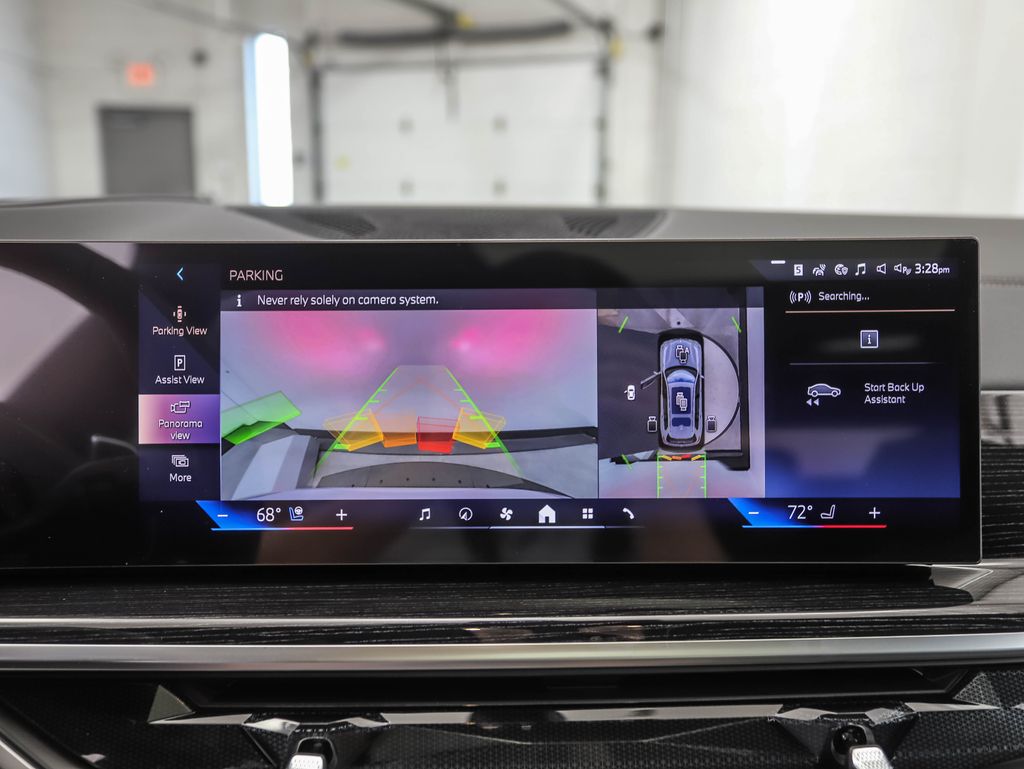 Thumbnail: 2026 BMW X7 - 20