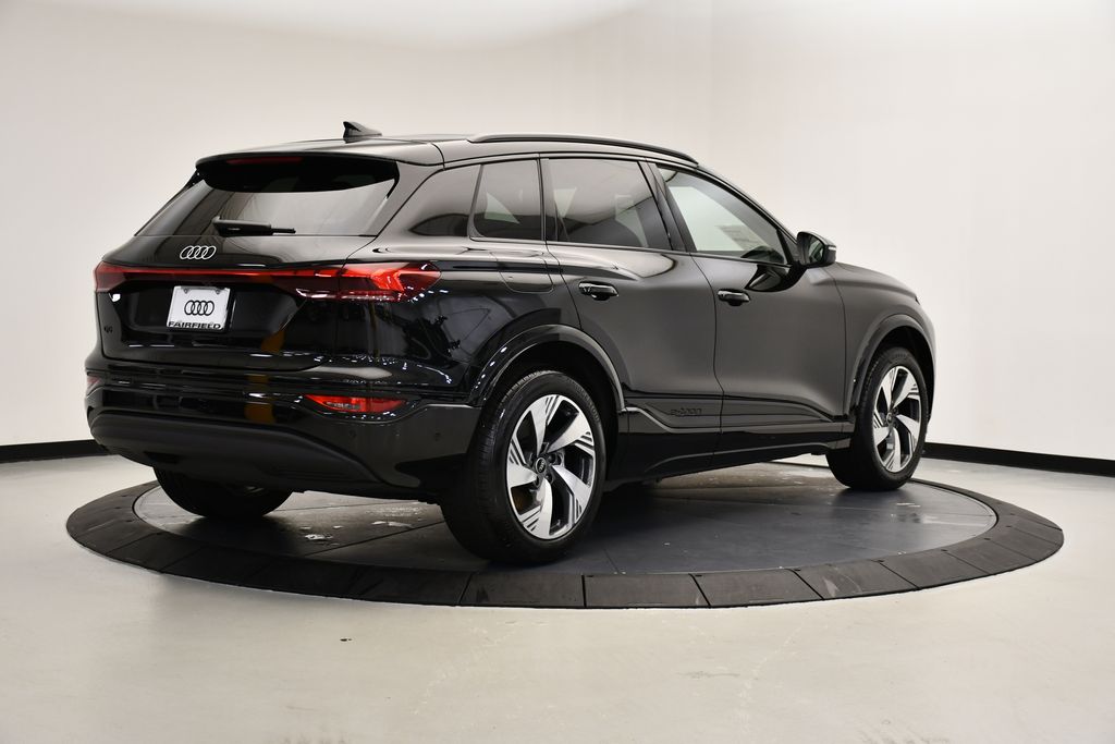 2025 Audi e-tron Premium 5