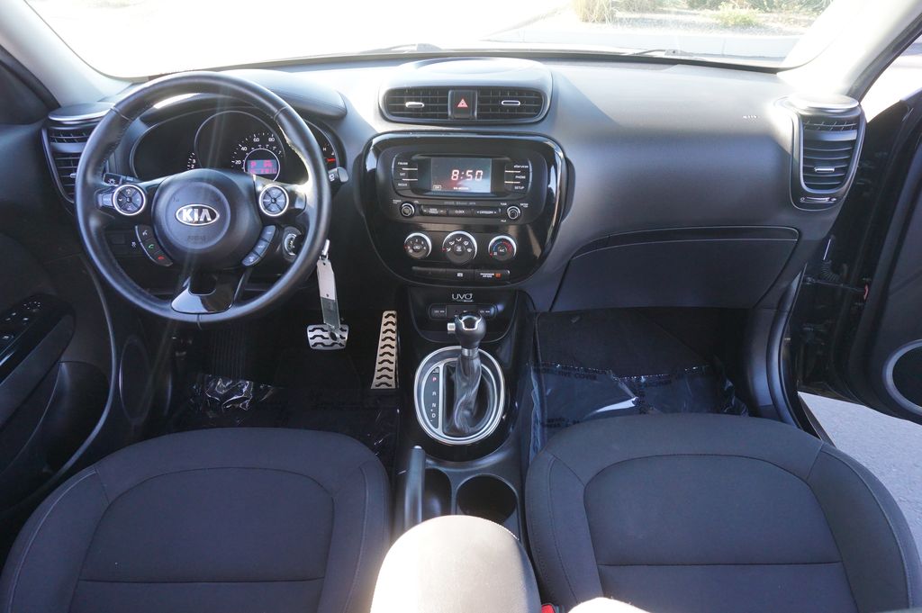 2015 Kia Soul Exclaim 11