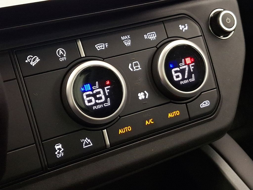 Thumbnail: 2026 Land Rover Defender - 12