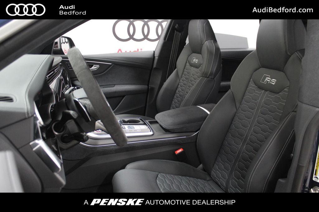 2025 Audi RS Q8 4.0T 13