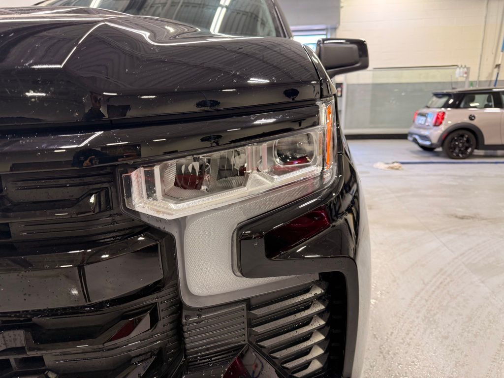 Thumbnail: 2024 Chevrolet Silverado 1500 - 9