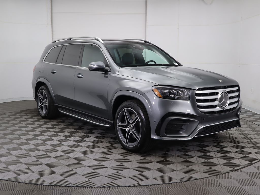 2025 Mercedes-Benz GLS 450 4MATIC 3