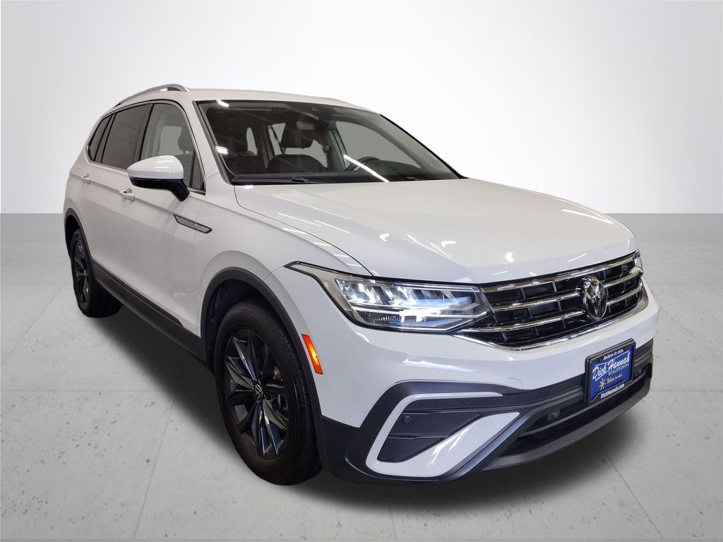 2024 Volkswagen Tiguan 2.0T SE