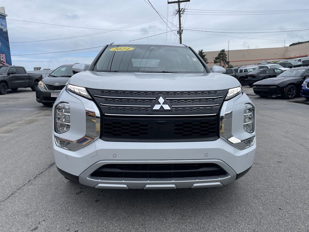 Used 2024 Mitsubishi Outlander SUV
