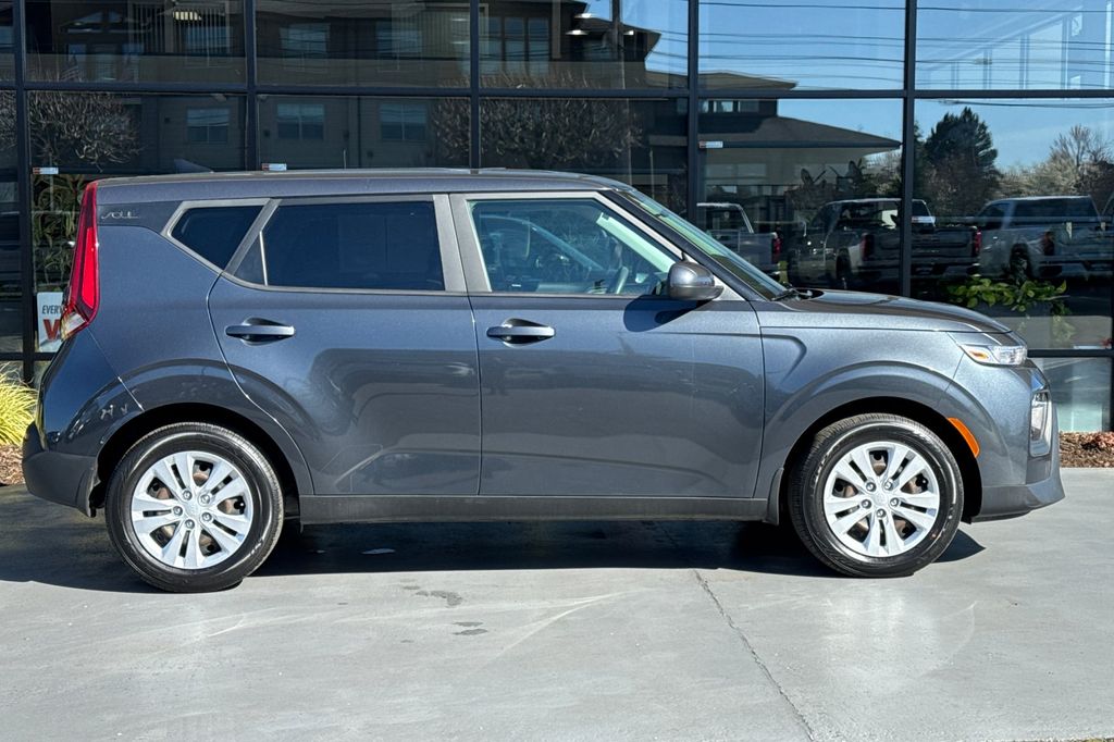 used 2021 Kia Soul car, priced at $16,971