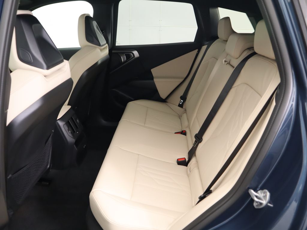 Thumbnail: 2026 BMW X3 - 22