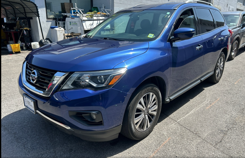 Caspian Blue Metallic 2019 Nissan Pathfinder SUV / Crossover Four-Wheel Drive Continuously Variable Transmission