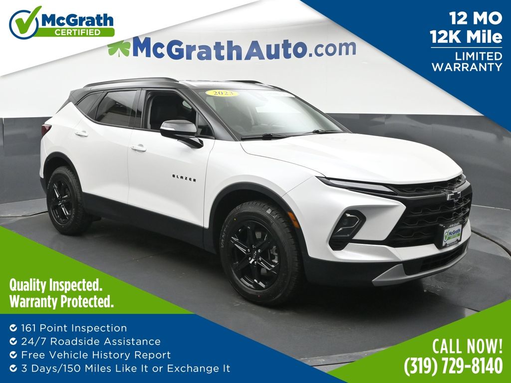 White (Iridescent Pearl Tricoat) 2023 Chevrolet Blazer 3LT FWD SUV / Crossover Front-Wheel Drive 9-Speed Automatic Overdrive