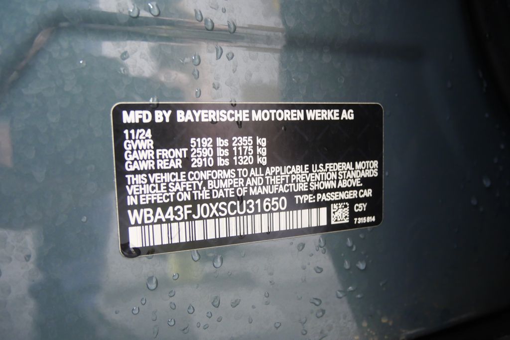 Thumbnail: 2025 BMW 5 Series - 27