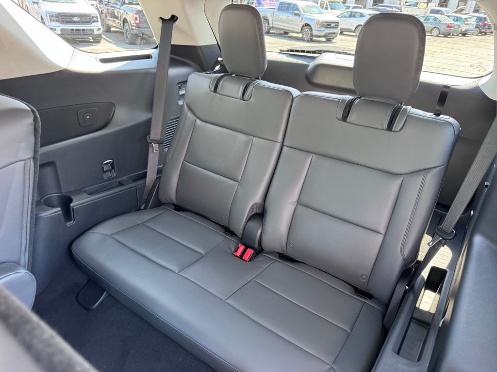 FordExplorer30