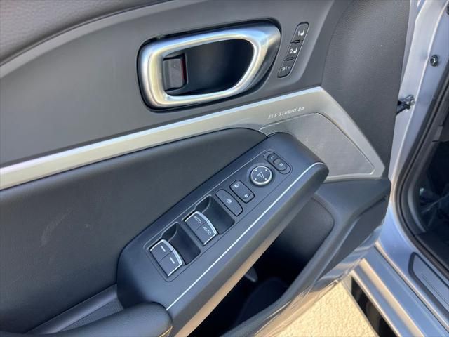 Thumbnail: 2026 Acura Integra - 13