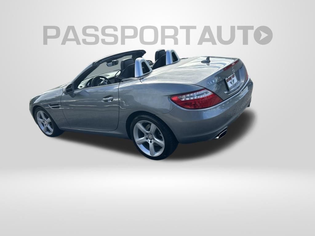 Palladium Silver Metallic 2013 Mercedes-Benz SLK Convertible Rear-Wheel Drive Manual