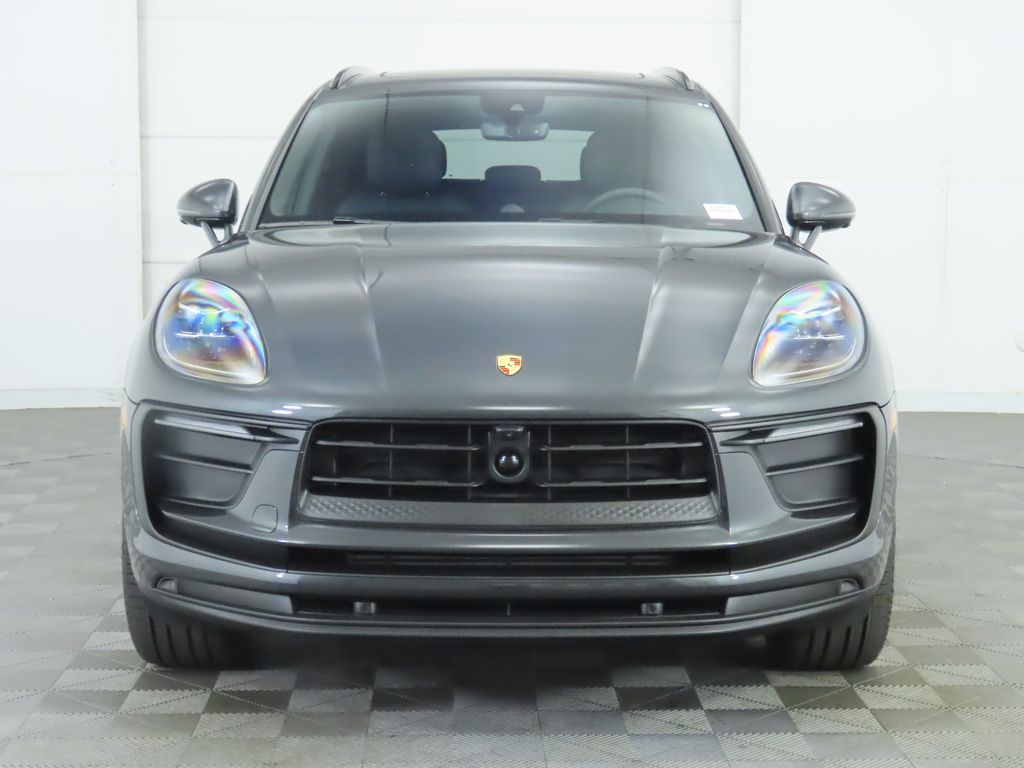 Thumbnail: 2025 Porsche Macan - 10